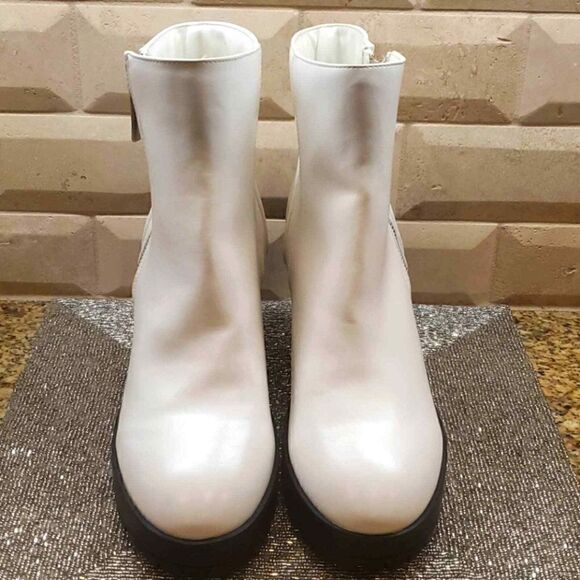 FRENCH CONNECTION Leather Block Heel Booties - Picture 2 of 8